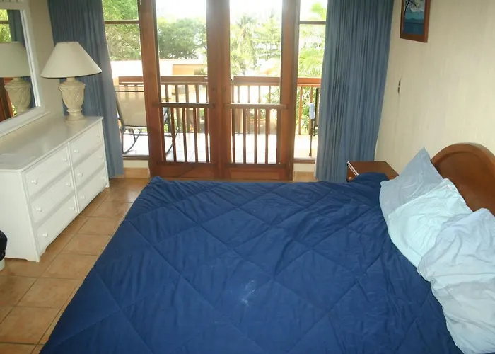 3 Bedroom Ocean View On Secluded Beach Bahia Pez Vela No 6 Apartahotel *